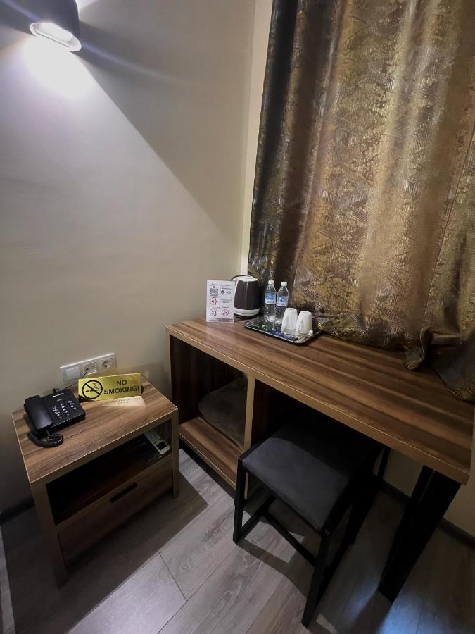 Hotel Nova ビシュケク エクステリア 写真